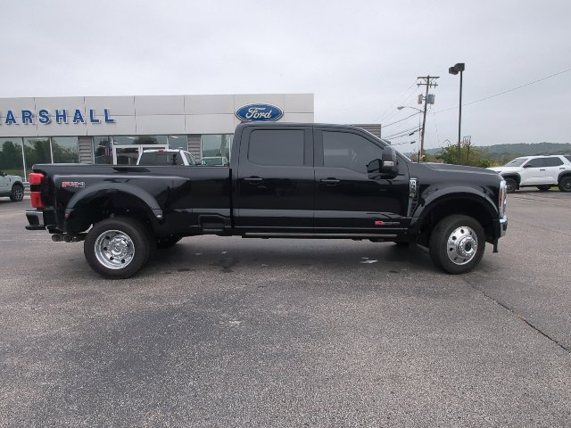 Used 2026 Ford F450 Lariat w/ FX4 Off-Road Package AWD/4WD image 36