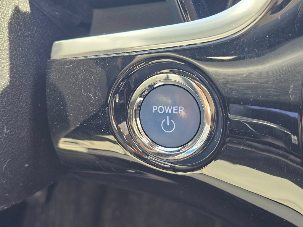 Used 2018 Toyota Prius Four Touring w/ Appearance Package FWD image 24