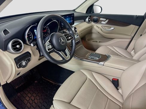 Used 2022 Mercedes-Benz GLC 300 4MATIC image 10