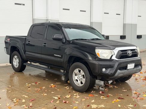 Used 2012 Toyota Tacoma 4x4 Double Cab w/ TRD Off-Road Pkg image 7