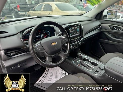 Used 2019 Chevrolet Traverse LT image 23