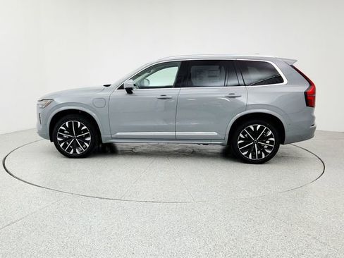New 2026 Volvo XC90 T8 Plus image 8