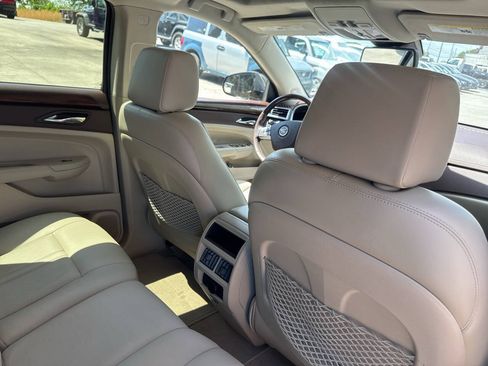 Used 2011 Cadillac SRX Luxury AWD/4WD image 15