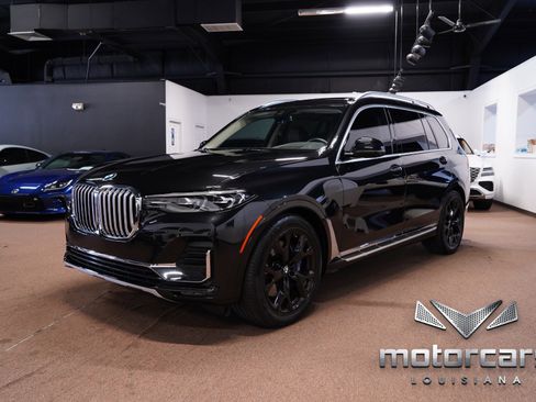 Used 2022 BMW X7 xDrive40i w/ Executive Package AWD/4WD image 3