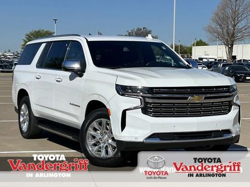 Used 2023 Chevrolet Suburban Premier image 1