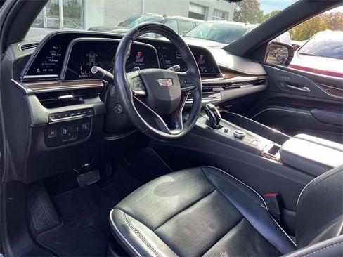 Certified 2024 Cadillac Escalade Premium Luxury w/ Performance Package image 14