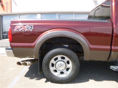 Used 2015 Ford F250 Lariat w/ Chrome Package AWD/4WD image 4