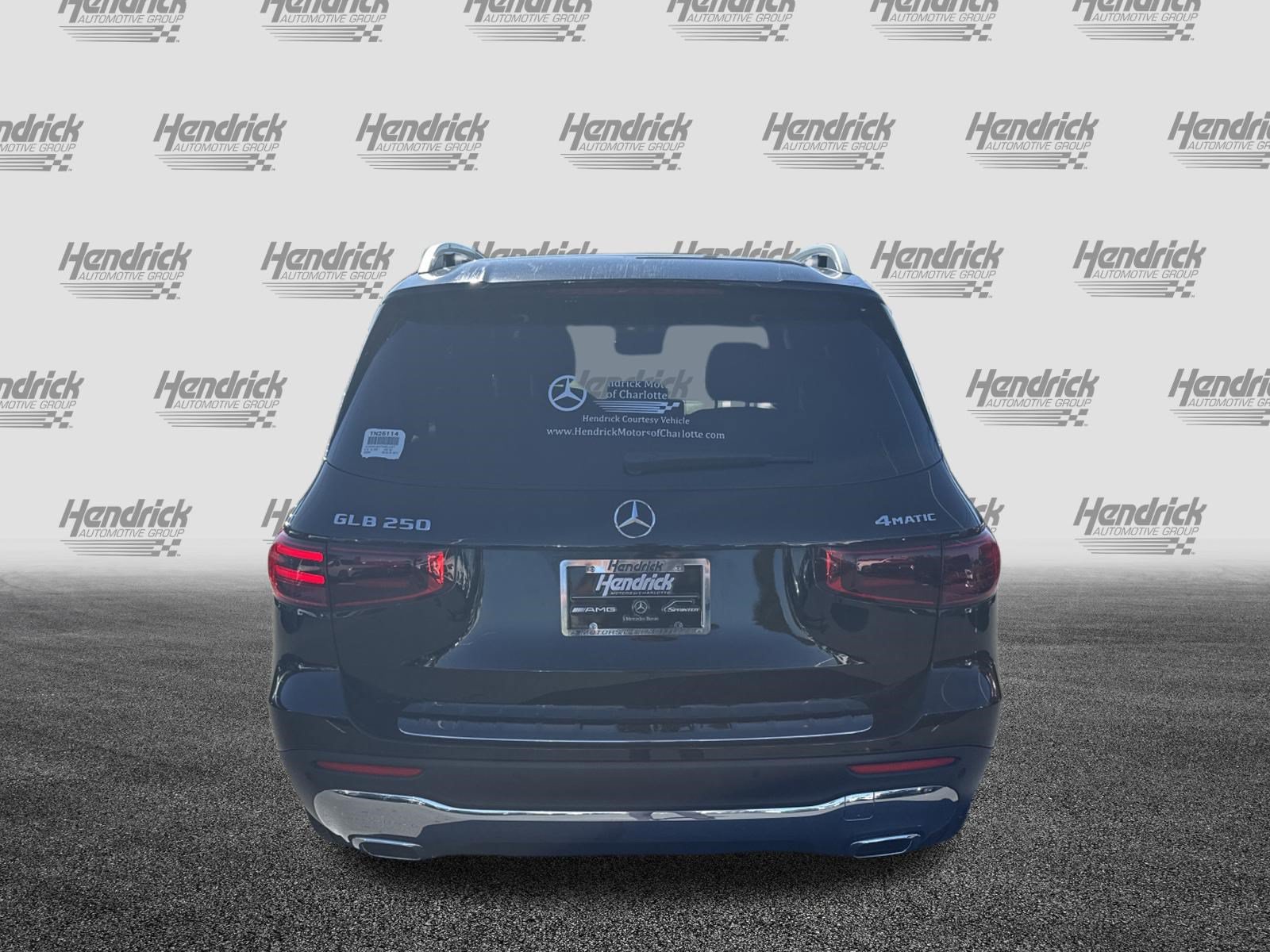 Used 2026 Mercedes-Benz GLB 250 4MATIC image 9