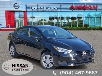 New 2025 Nissan Versa S w/ Trunk Package