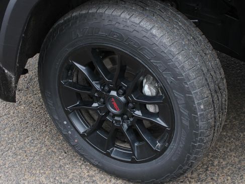 Used 2024 Toyota Tundra Limited w/ TRD Off-Road Package image 15