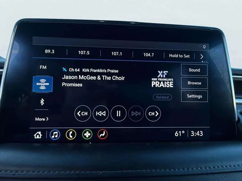 Used 2021 Chevrolet Suburban LT image 11