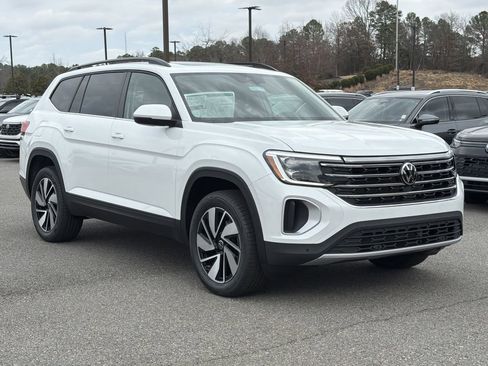 New 2026 Volkswagen Atlas SE image 7