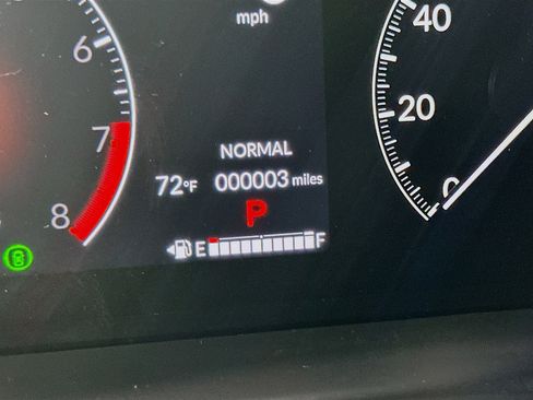Used 2025 Honda Odyssey EX-L image 9