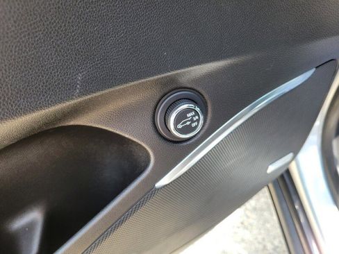 Used 2024 Buick Enclave Premium image 29