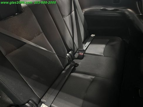 Used 2020 Nissan Pathfinder S image 10