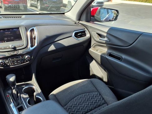 Used 2023 Chevrolet Equinox LT image 11