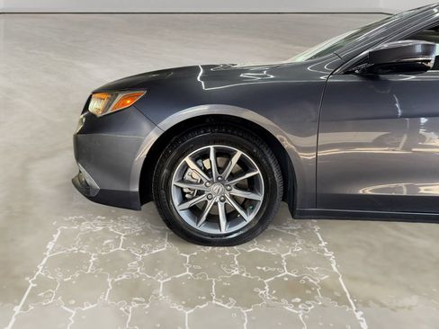 Used 2018 Acura TLX w/ Technology Package FWD image 14