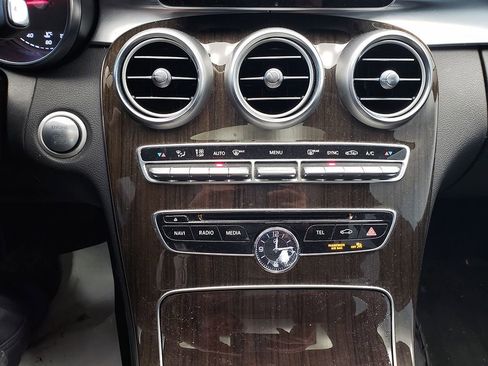 Certified 2017 Mercedes-Benz C 300 4MATIC Sedan image 15