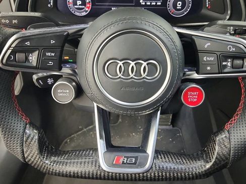 Used 2017 Audi R8 V10 AWD/4WD image 35