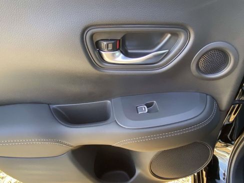 New 2026 Honda HR-V EX-L image 11