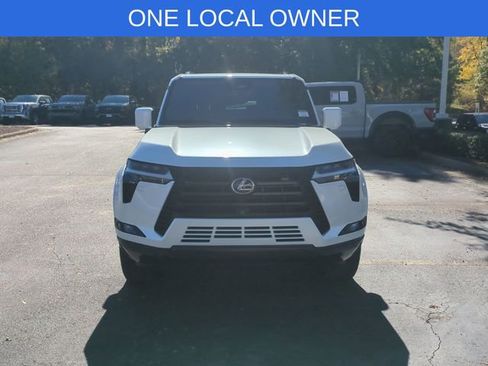 Used 2024 Lexus GX 550 image 8