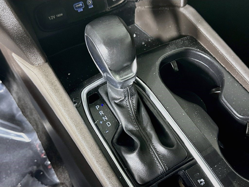 Used 2019 Hyundai Santa Fe SEL FWD image 19