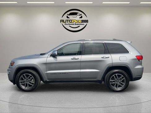 Used 2019 Jeep Grand Cherokee Limited w/ Luxury Group II RWD image 4