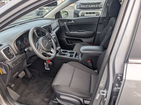 Used 2021 Kia Sportage LX AWD/4WD image 17