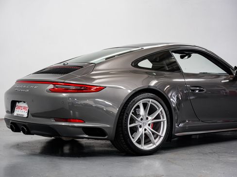 Used 2019 Porsche 911 Carrera 4S AWD/4WD image 34