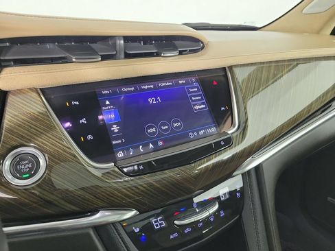 Used 2023 Cadillac XT6 Premium Luxury w/ Platinum Package AWD/4WD image 28