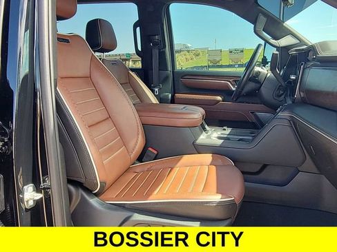 Certified 2025 GMC Sierra 2500 Denali Ultimate w/ Max Trailering Package AWD/4WD image 29