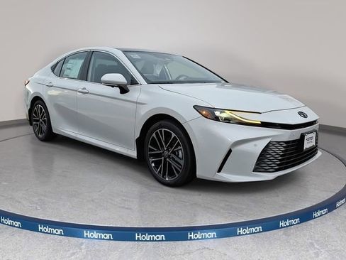 New 2026 Toyota Camry XSE AWD/4WD image 2
