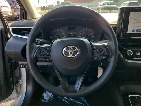 Used 2024 Toyota Corolla LE FWD image 21
