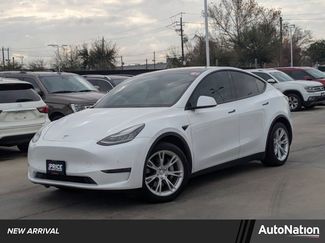Used 2021 Tesla Model Y Long Range video 1