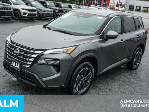 Used 2025 Nissan Rogue SV FWD image 15