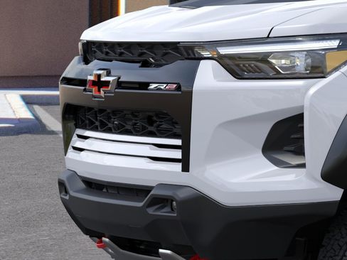 New 2026 Chevrolet Colorado ZR2 w/ Technology Package AWD/4WD image 13