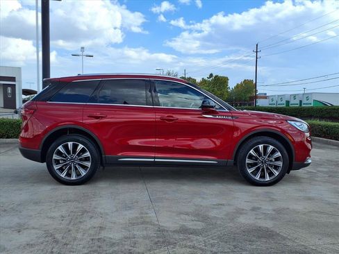 Used 2021 Lincoln Corsair Reserve w/ Equipment Group 201A image 27