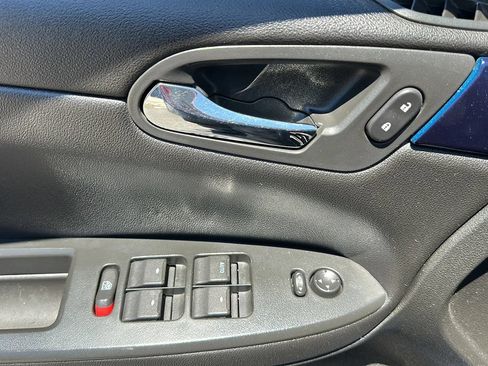 Used 2012 Chevrolet Impala LT w/ LT Sunroof Package FWD image 25
