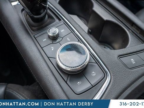 Used 2020 Cadillac XT5 Premium Luxury image 10