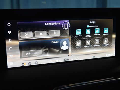 New 2025 Nissan Armada SL w/ Captain's Chari Seat Package image 9