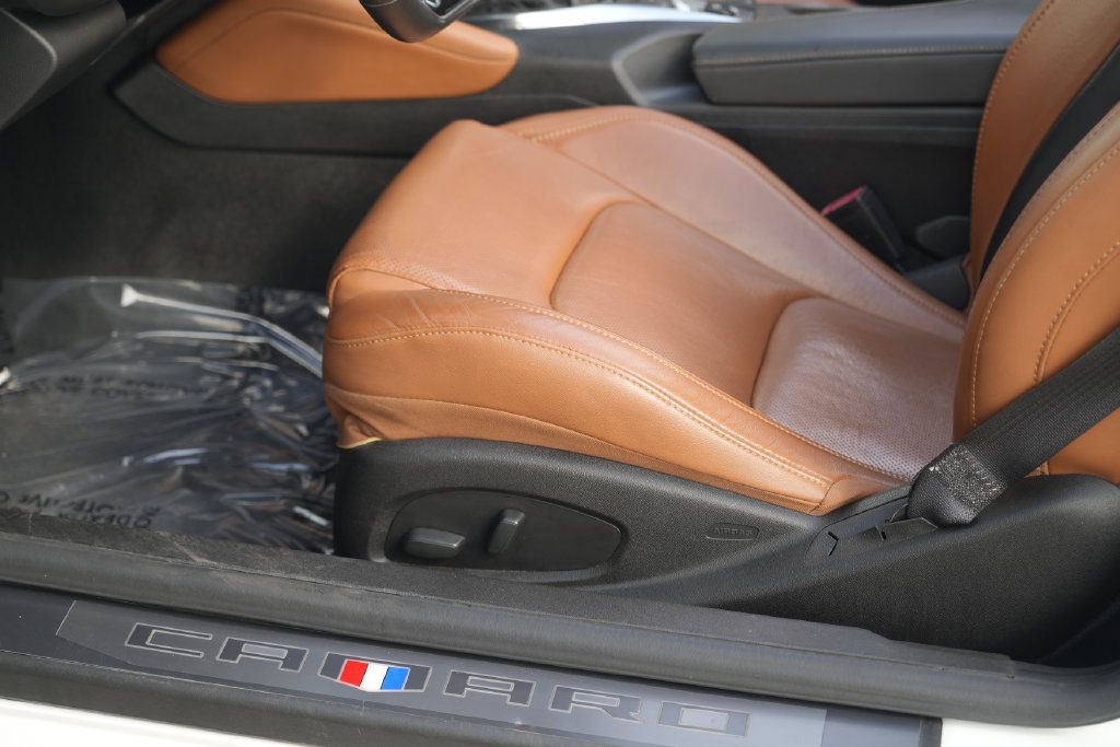 Used 2018 Chevrolet Camaro SS RWD image 22