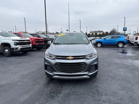 Used 2019 Chevrolet Trax LT w/ LT Convenience Package FWD image 8