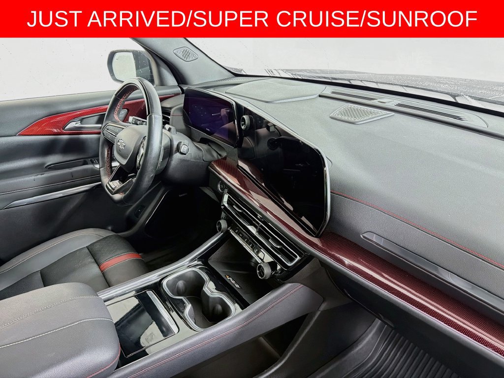 Used 2025 Chevrolet Traverse RS w/ LPO, Floor Liner Package AWD/4WD image 31