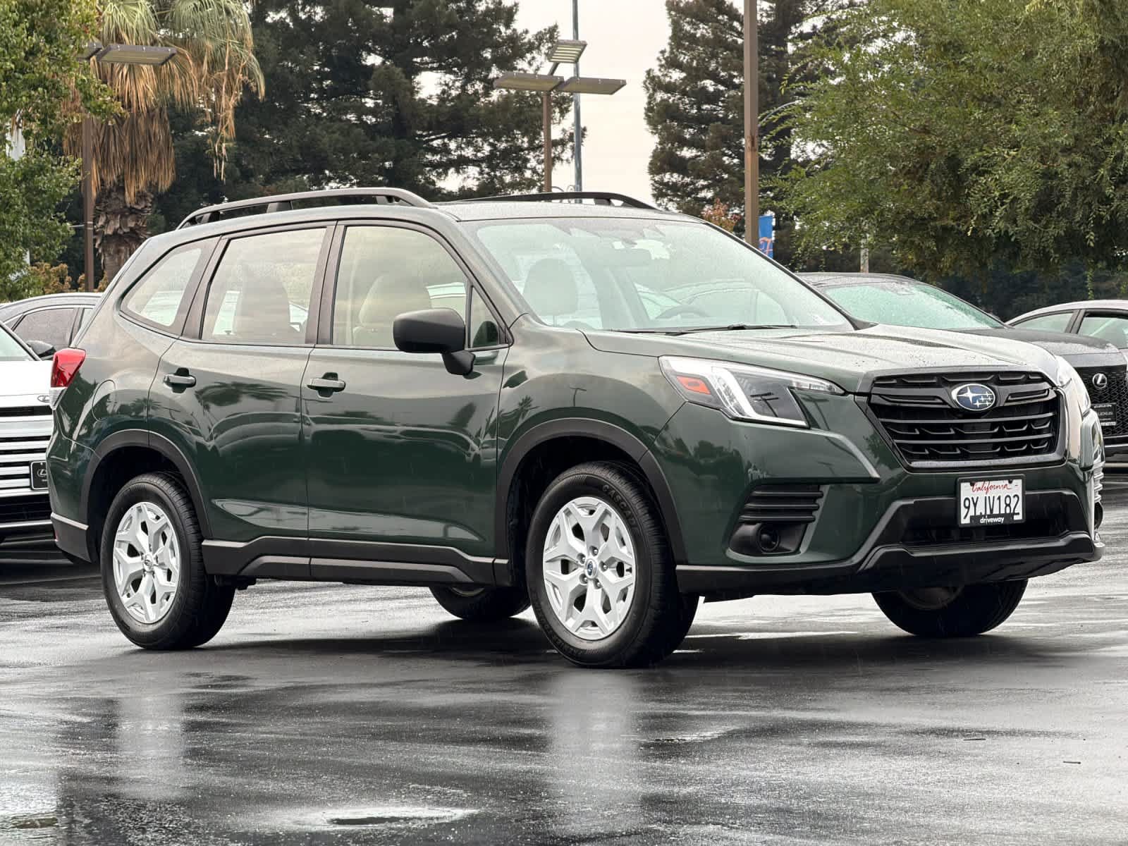 Used 2023 Subaru Forester AWD/4WD image 5