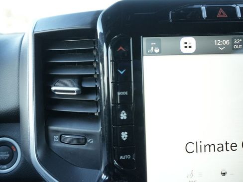 Used 2023 RAM 1500 Big Horn image 34