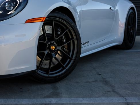 New 2026 Porsche 911 Carrera GTS image 12