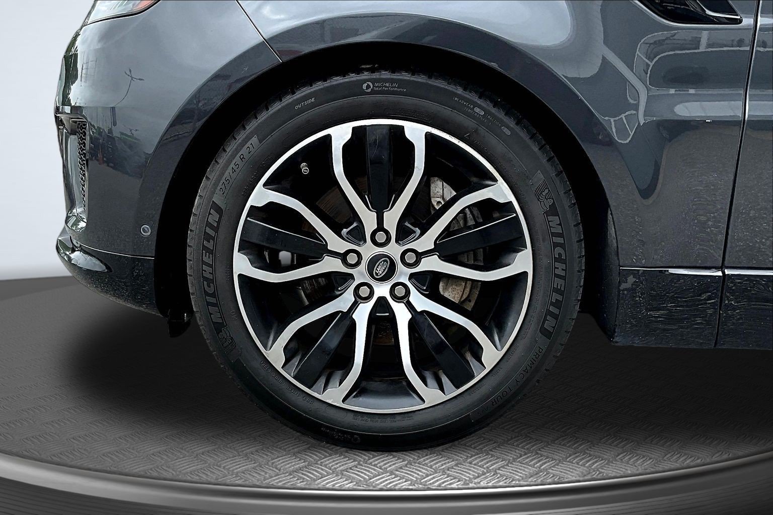 Used 2019 Land Rover Range Rover Sport HSE AWD/4WD image 30