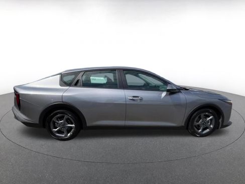 Used 2025 Kia K4 FWD image 16