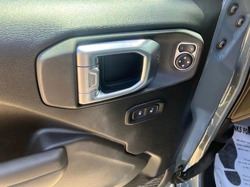 New 2026 Jeep Wrangler Unlimited Rubicon AWD/4WD image 10