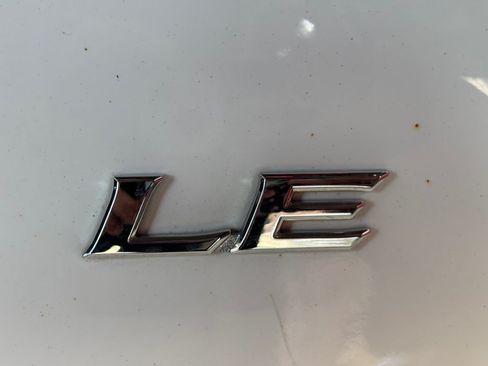 Used 2025 Toyota Camry LE FWD image 35